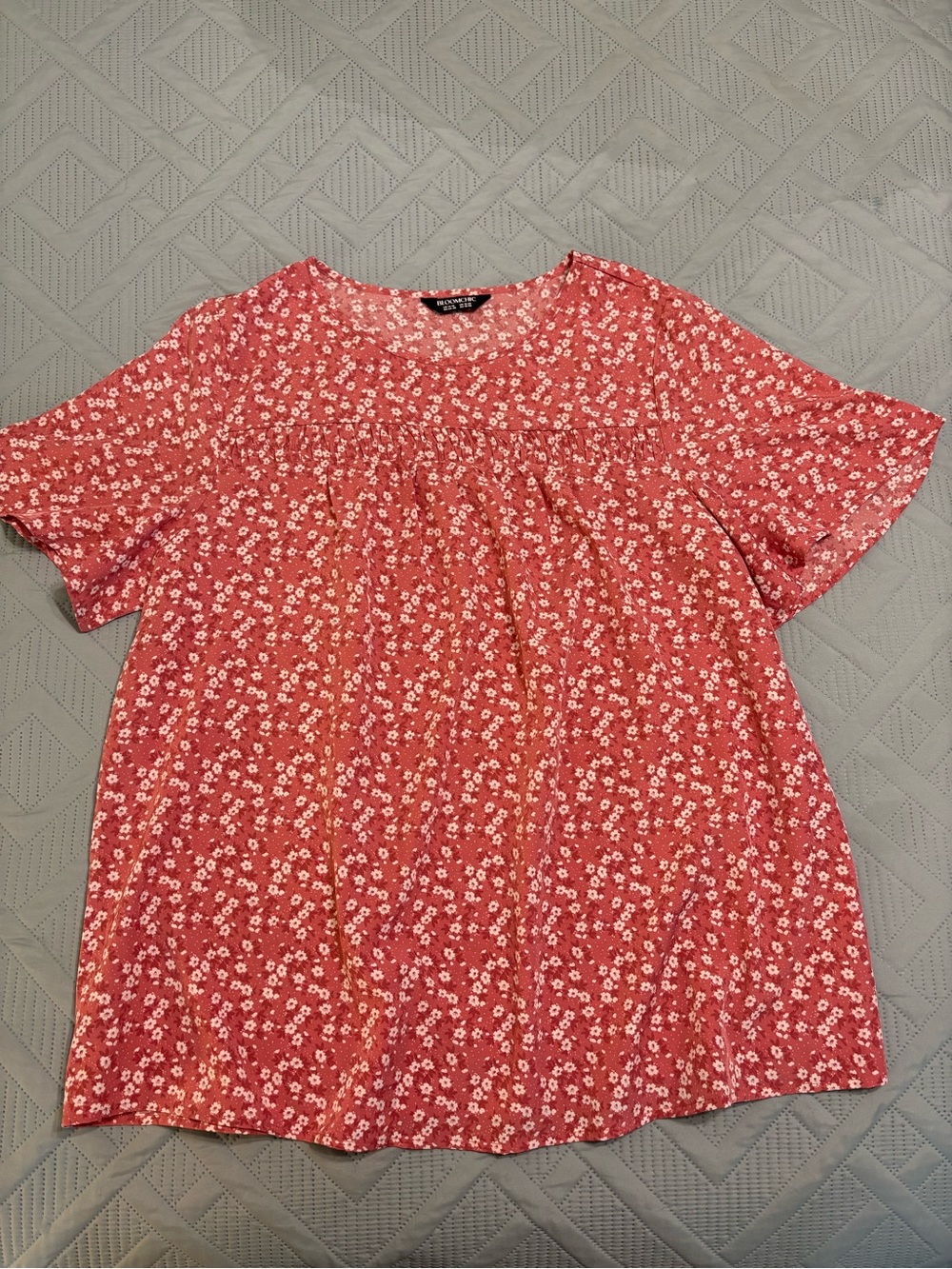 Bloomchic Red Ditzy Floral Smocked Top Pink Size 14-16